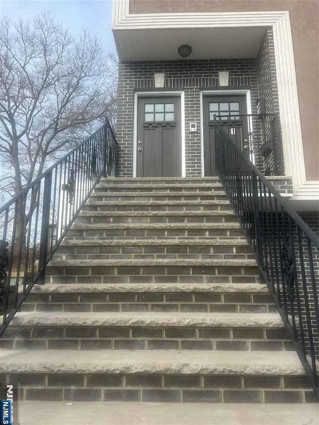 61 Grove, East Orange, NJ 07017 - view of exterior entry