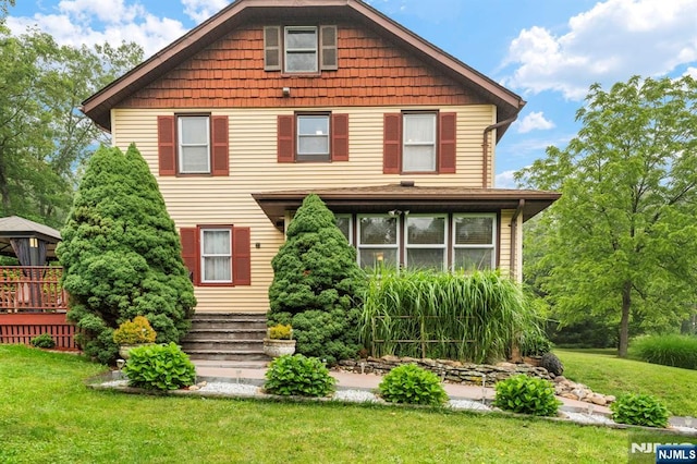 159 Oak Ridge Rd, West Milford, NJ 07438 - view of front of home featuring a front yard