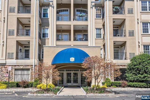 7108 Ravenscroft Rd Unit 555, Clifton, NJ 07013 - view of apartment building / complex