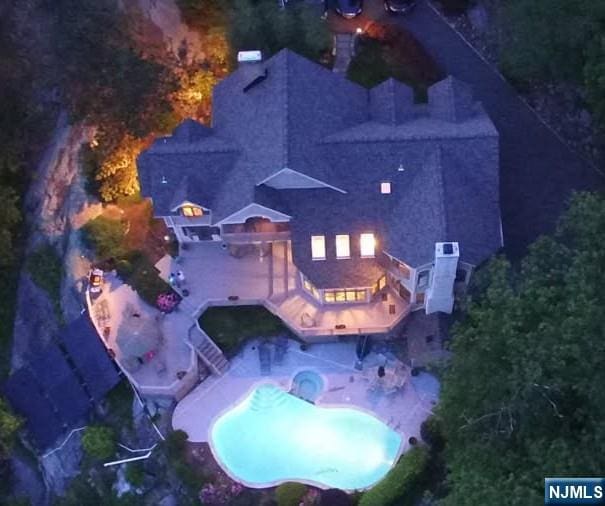 6 Summit, Kinnelon Borough, NJ 07405 - aerial view of property and surrounding area with a pool area