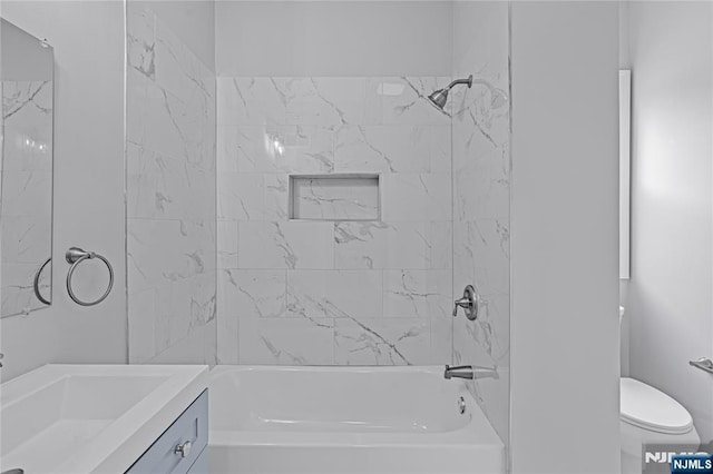 6 Pleasant Ave, Clifton, NJ 07013 - bathroom with vanity and shower / tub combination