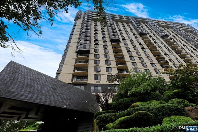 1265 15th St Unit 4C, Fort Lee, NJ 07024 - view of apartment building / complex