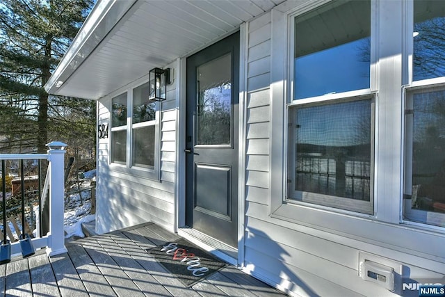 584 N Lake Shr, West Milford, NJ 07421 - entrance to property