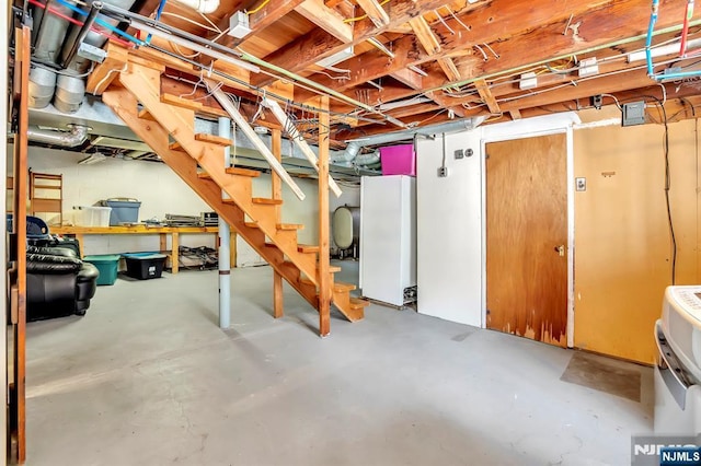 76 Hillside Rd, Sparta, NJ 07871 - unfinished basement with stairway
