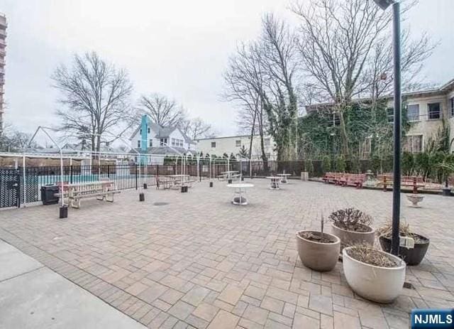 285 Aycrigg Ave Unit 22D, Passaic, NJ 07055 - view of home's community