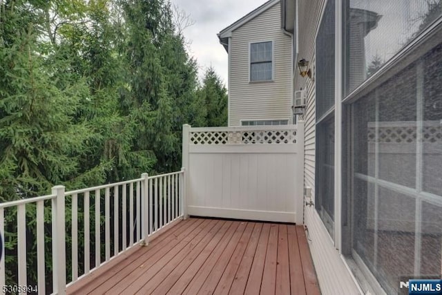 140 Levinberg Ln, Wayne, NJ 07470 - view of deck