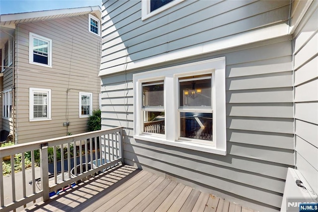 39 Boyden Pkwy, Maplewood, NJ 07040 - view of wooden terrace