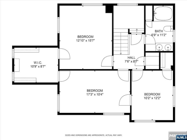 747 Mildred St, Teaneck, NJ 07666 - view of room layout