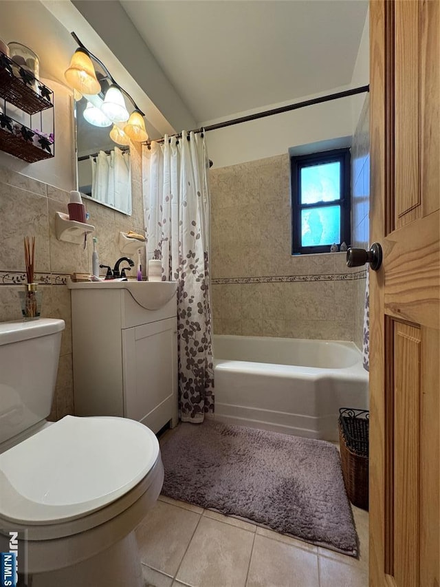 3081 Edwin Unit 2E, Fort Lee, NJ 07024 - full bath with tile patterned flooring, vanity, and shower / bathtub combination with curtain