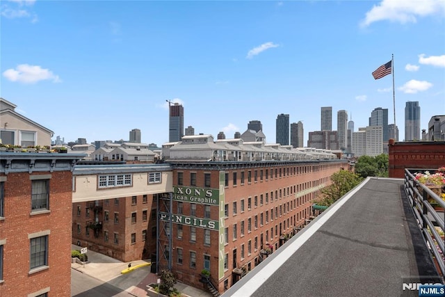 187 Wayne St Unit 405, Jersey City, NJ 07302 - view of city skyline