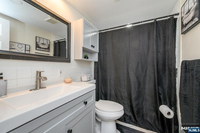 20 Card St, Hamburg, NJ 07419 - bathroom with vanity, decorative backsplash, and a shower with shower curtain