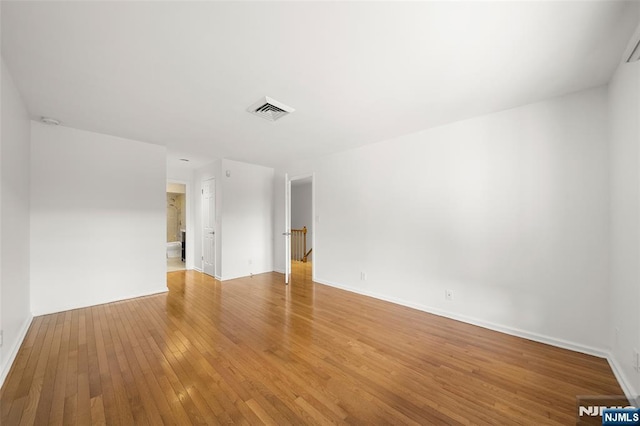 300 Gorge Rd Unit 1, Cliffside Park, NJ 07010 - empty room featuring light wood-style floors and baseboards