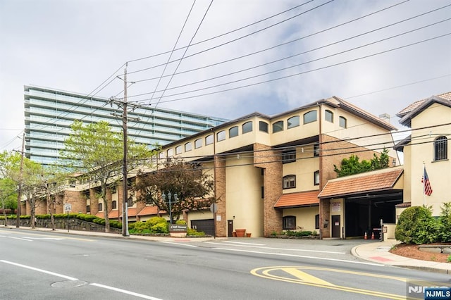 300 Gorge Rd Unit 1, Cliffside Park, NJ 07010 - view of building exterior