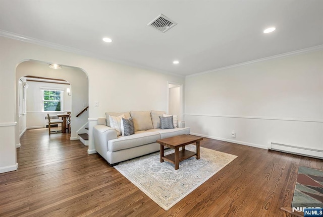 377 Dartmouth St, Wyckoff, NJ 07481
