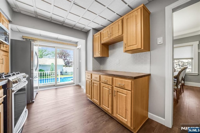 434 3rd Ave, Lyndhurst, NJ 07071 - kitchen featuring gas range and wood finished floors