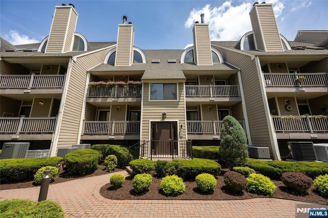 810 River Renaissance Unit B10, East Rutherford, NJ 07073