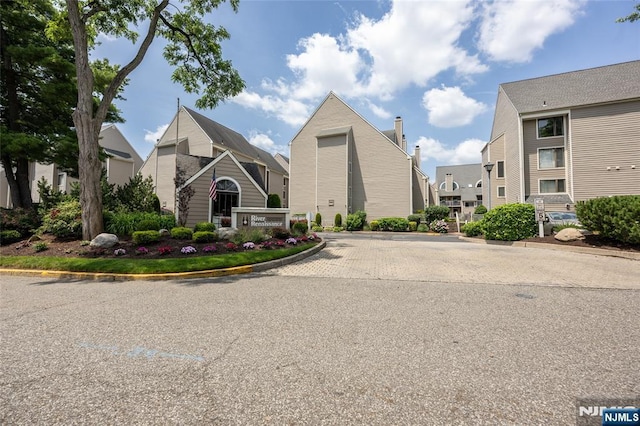 810 River Renaissance Unit B10, East Rutherford, NJ 07073