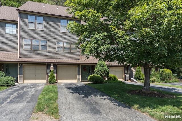 29 Concord Rd Unit F, West Milford, NJ 07480 - multi unit property featuring driveway, a garage, and a shingled roof