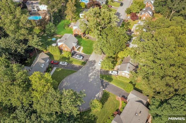 33 Ravine Dr, Hawthorne, NJ 07506 - view of property location with nearby suburban area