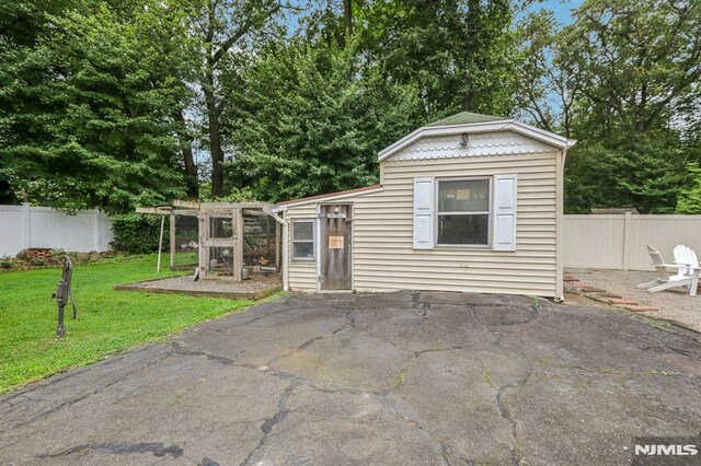 363 Amherst St, Wyckoff, NJ 07481 - view of outbuilding