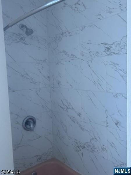 34 Voorhees St, Newark, NJ 07108 - bathroom view of bathtub / shower combination