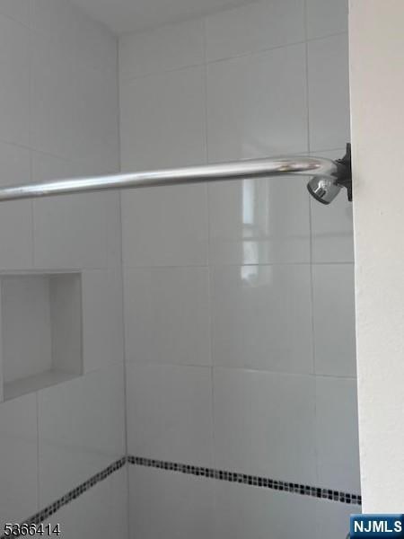 34 Voorhees St, Newark, NJ 07108 - bathroom view of a tile shower
