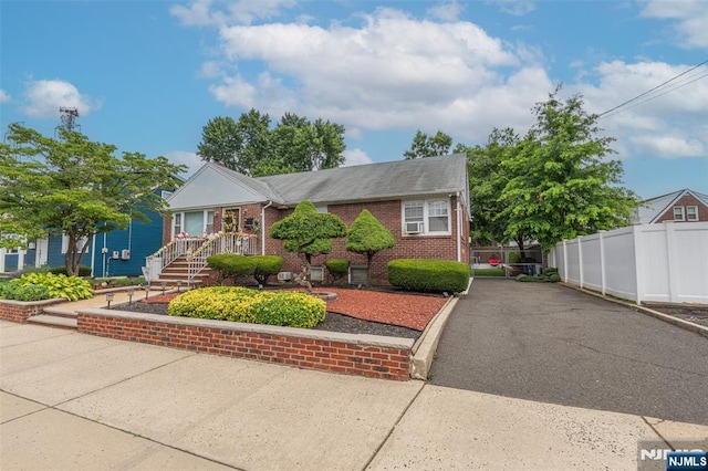 12 Moore Pl, Belleville, NJ 07109 - bungalow-style house featuring brick siding
