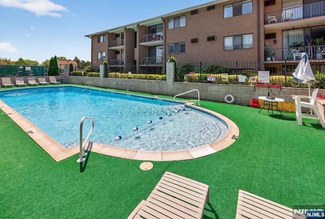 462 Liberty St Unit 109, Little Ferry, NJ 07643 - view of community pool