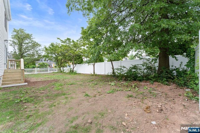 8 Marianne Ter, Secaucus, NJ 07094 - view of fenced backyard