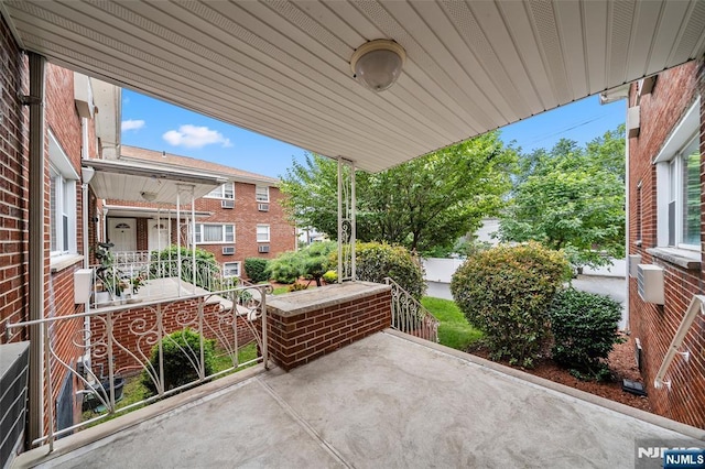 201 Oakdene Pl Unit C00E2, Cliffside Park, NJ 07010 - view of patio / terrace