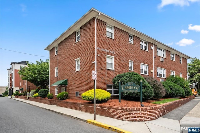 201 Oakdene Pl Unit C00E2, Cliffside Park, NJ 07010 - view of property