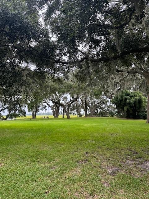 Listing photo 3 for 220 Distant Island Dr, Beaufort SC 29907