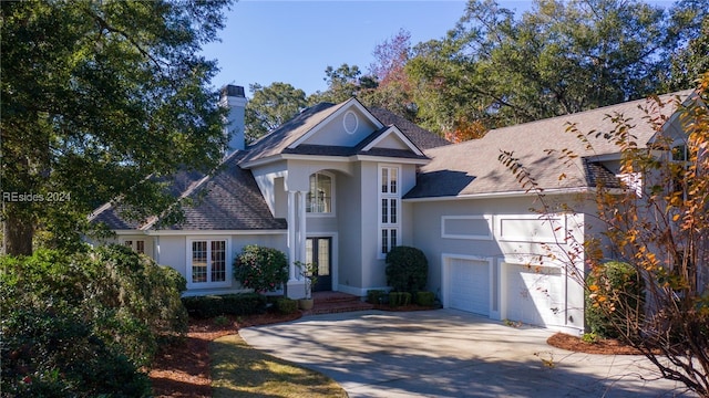 view of front facade featuring a garage