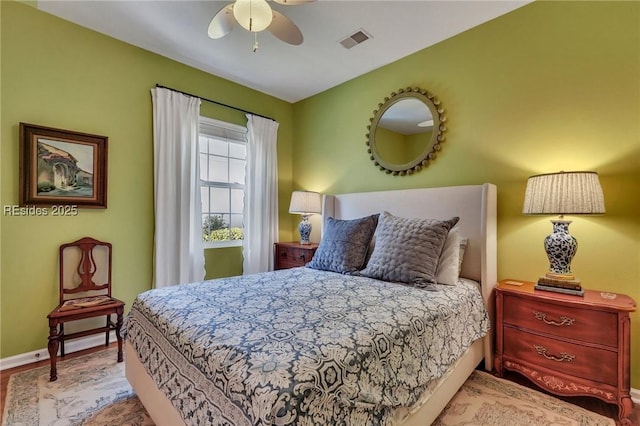 bedroom featuring ceiling fan