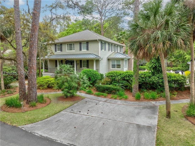 view of front of property