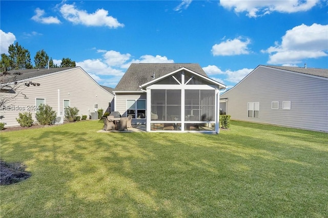 50 Gleneagle Ct, Bluffton, SC 29909 - back of property featuring a sunroom and a lawn