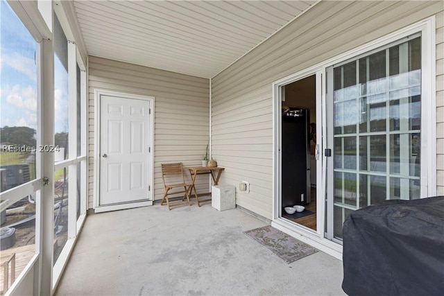 view of sunroom / solarium