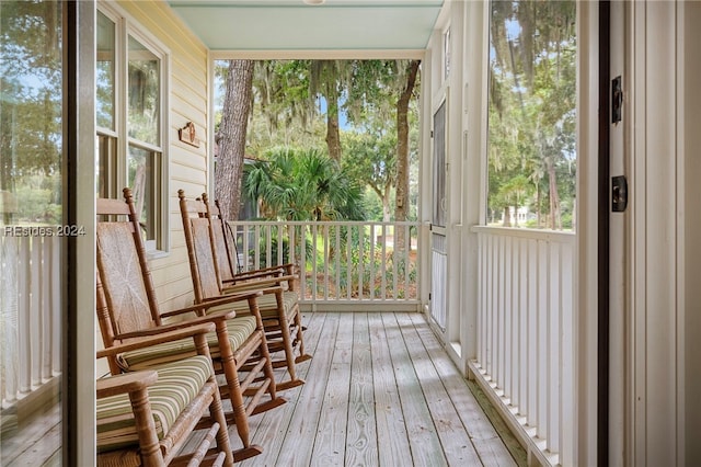 view of sunroom / solarium