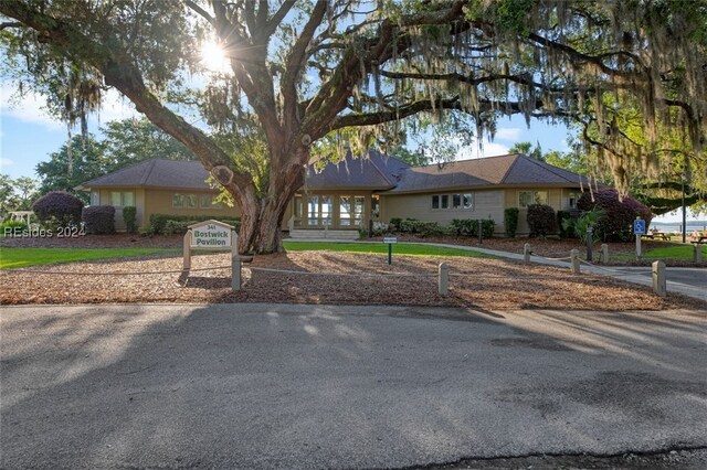 view of single story home