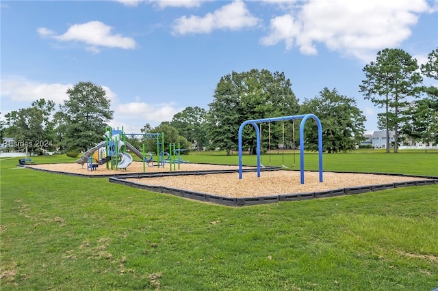 view of jungle gym featuring a yard