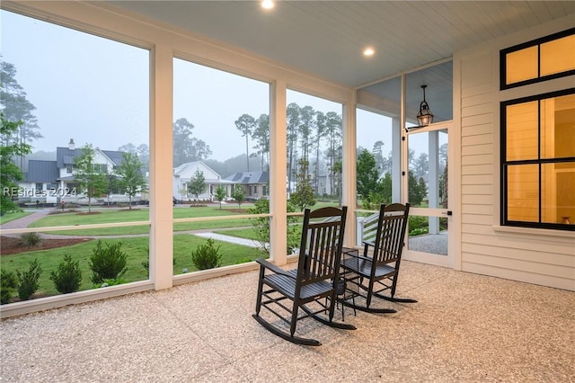 view of sunroom / solarium