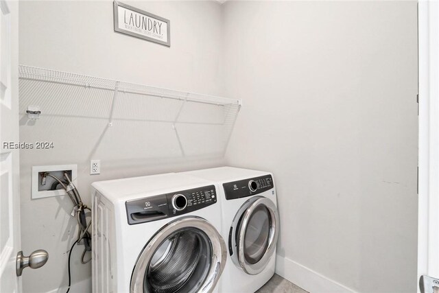 laundry area featuring washer and dryer