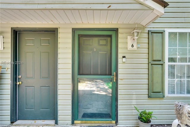 view of entrance to property