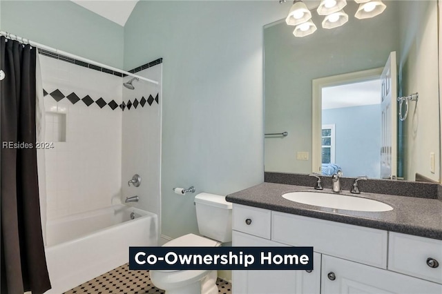 full bathroom featuring vanity, shower / bathtub combination with curtain, and toilet