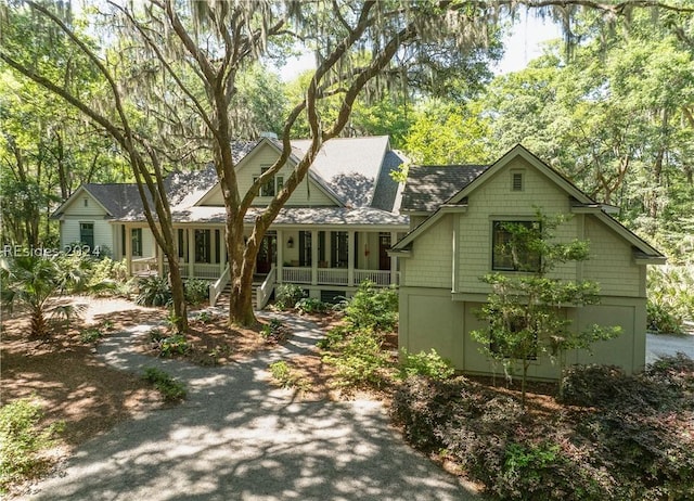 view of front of house featuring covered porch