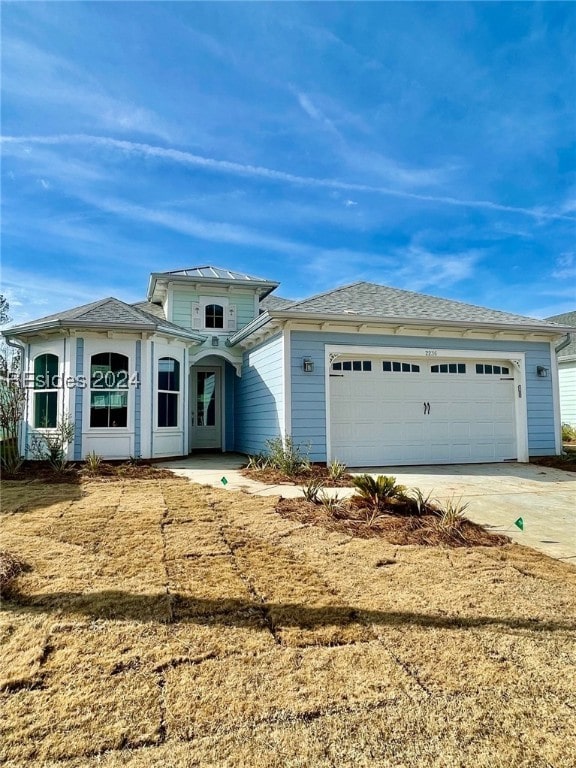 view of front facade with a garage