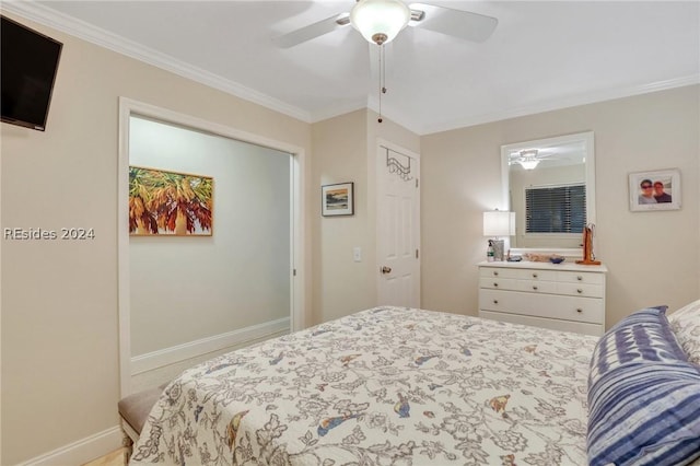 bedroom with crown molding and ceiling fan