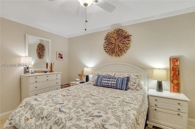 bedroom with crown molding and ceiling fan