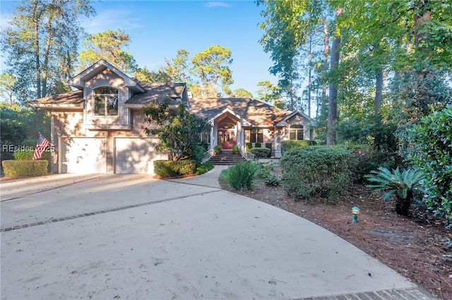 view of front of property featuring a garage