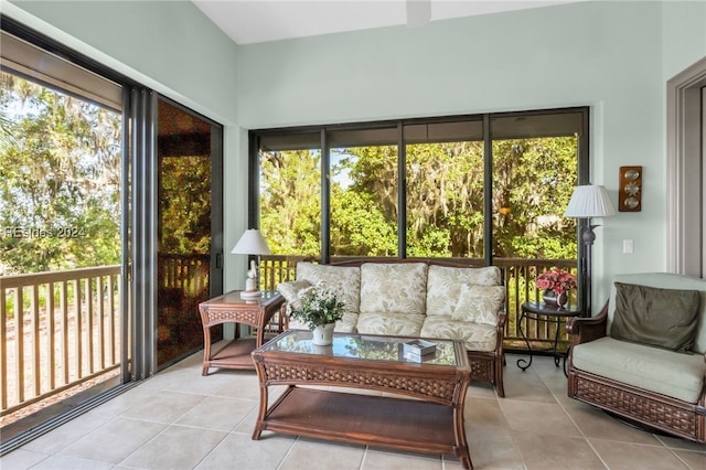 view of sunroom / solarium